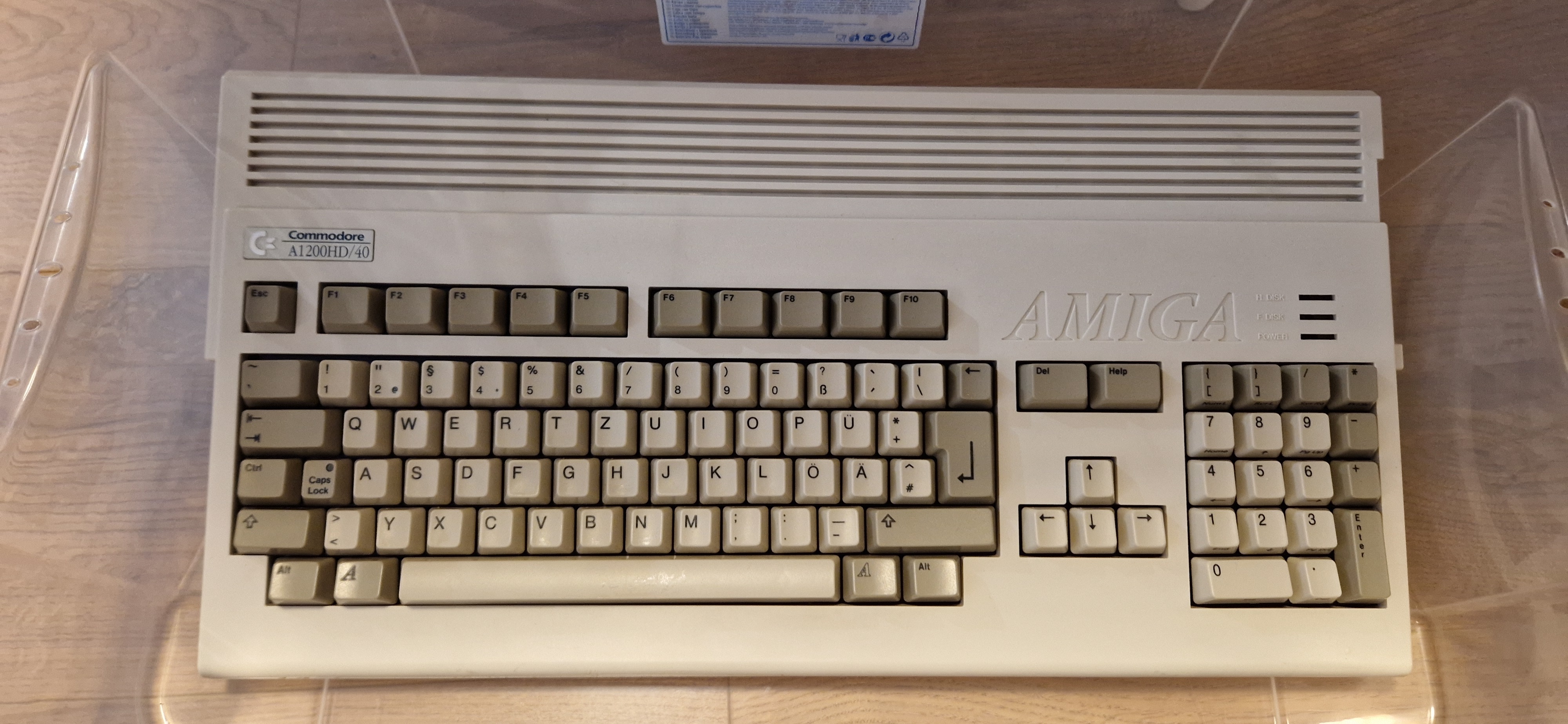 Commodore Amiga 1200 in Wonderful Original Condition