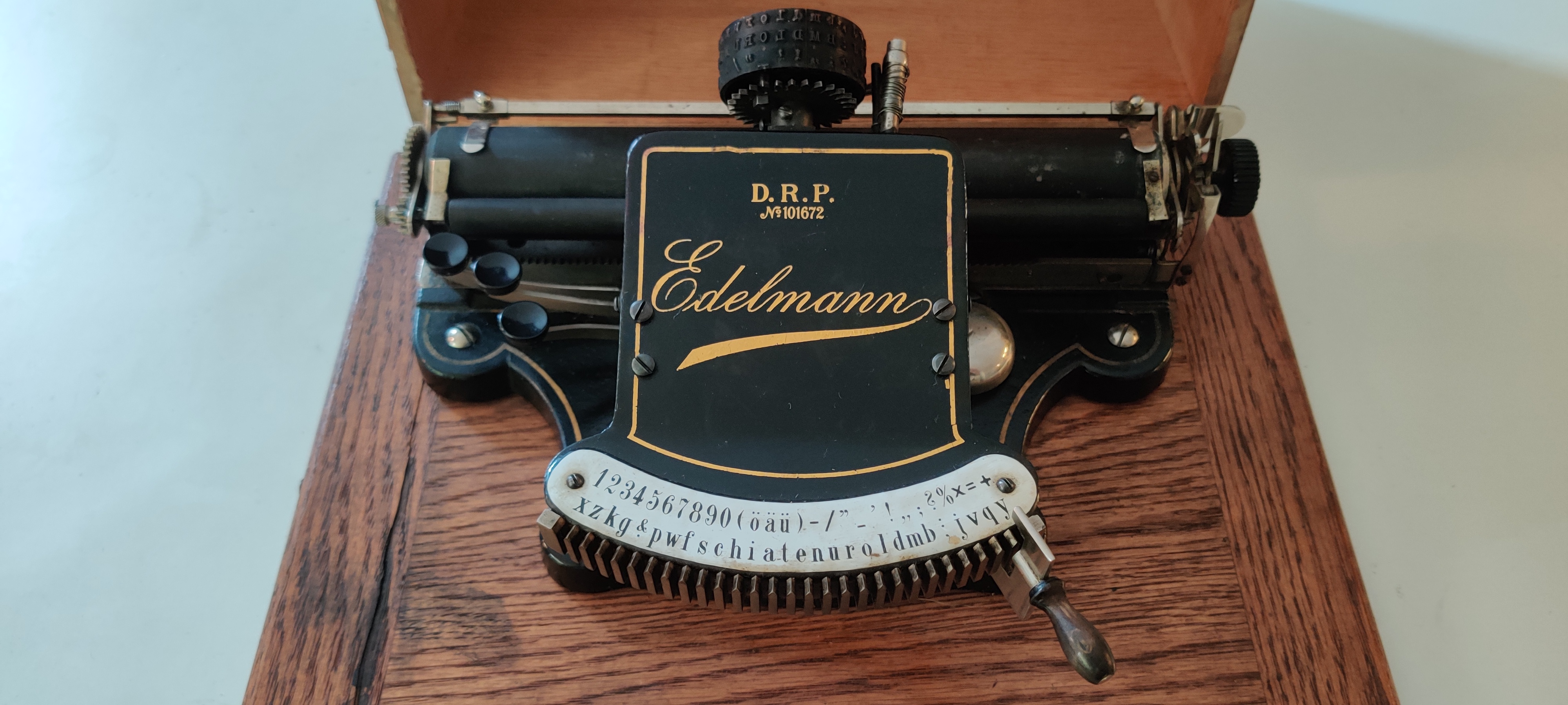  Edelmann (1897)